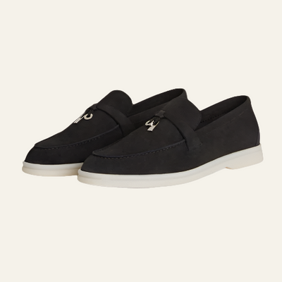 Frontansicht der Damen Loafers in Schwarz Suede