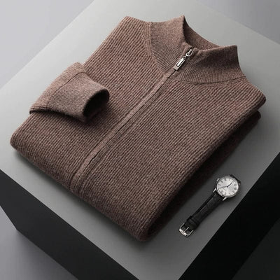 Frontansicht des Herren Full Zip Hoodies in weicher Baumwollmischung Braun