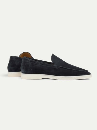 Seitenansicht der Herren Loafers in Navy Suede