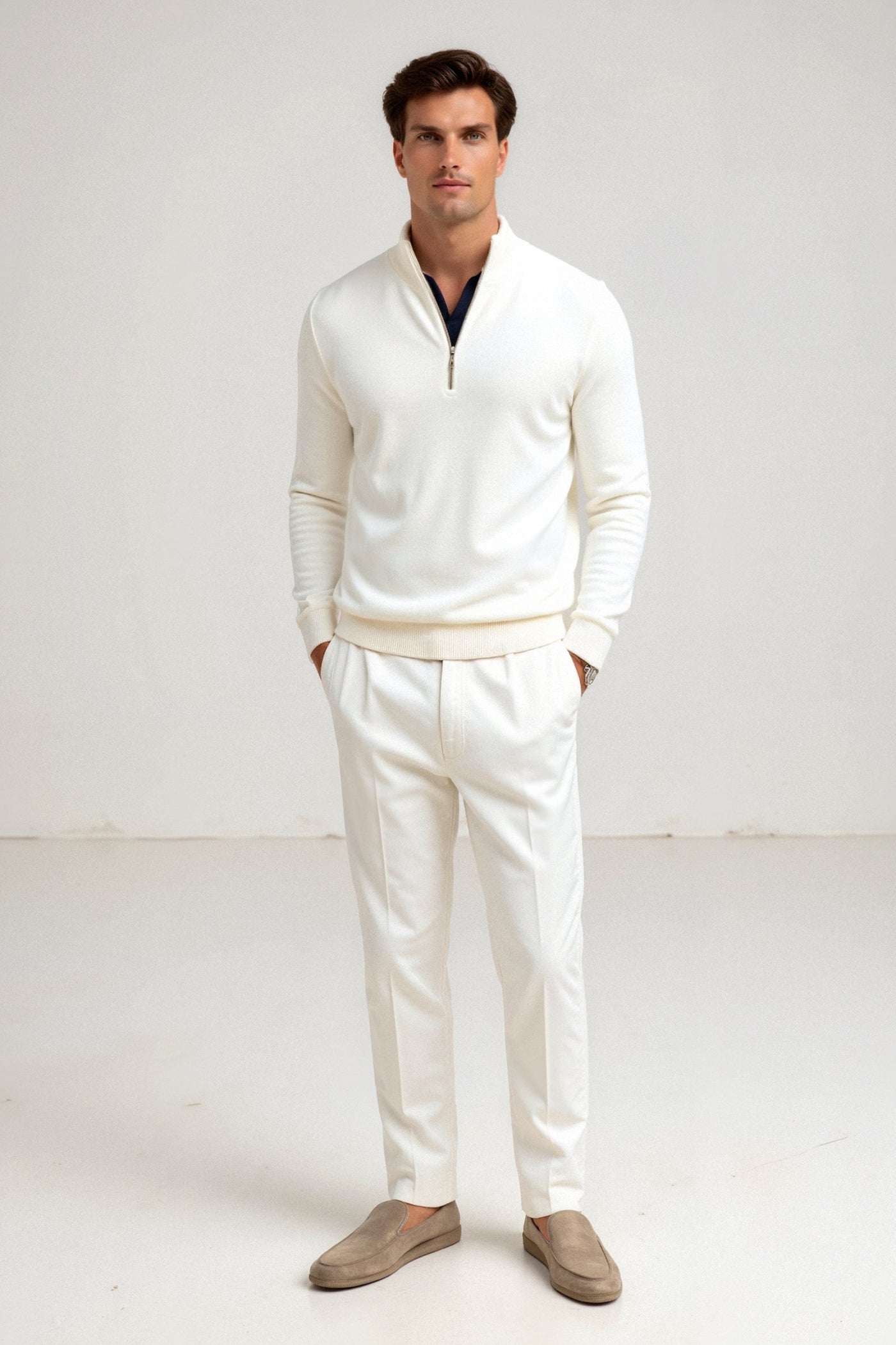 Herren Zip-Up Hoodie in klassischer Baumwollmischung Model