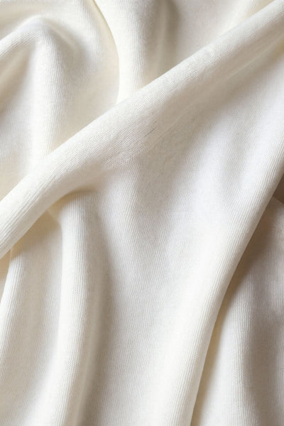 Seitendetail des Herren Alvée Zip-Up Hoodies in klassischer Baumwollmischung